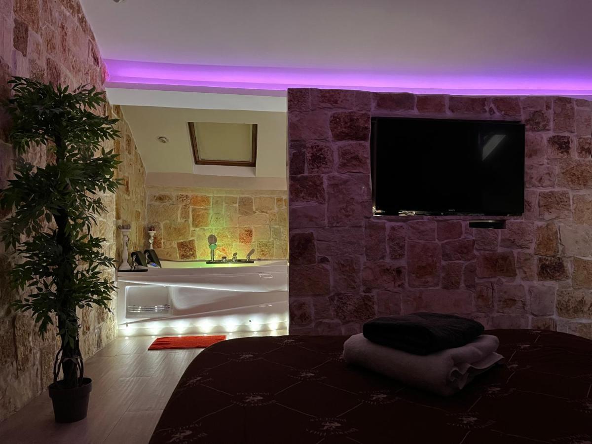 Love Room Jacuzzi Croisette カンヌ エクステリア 写真